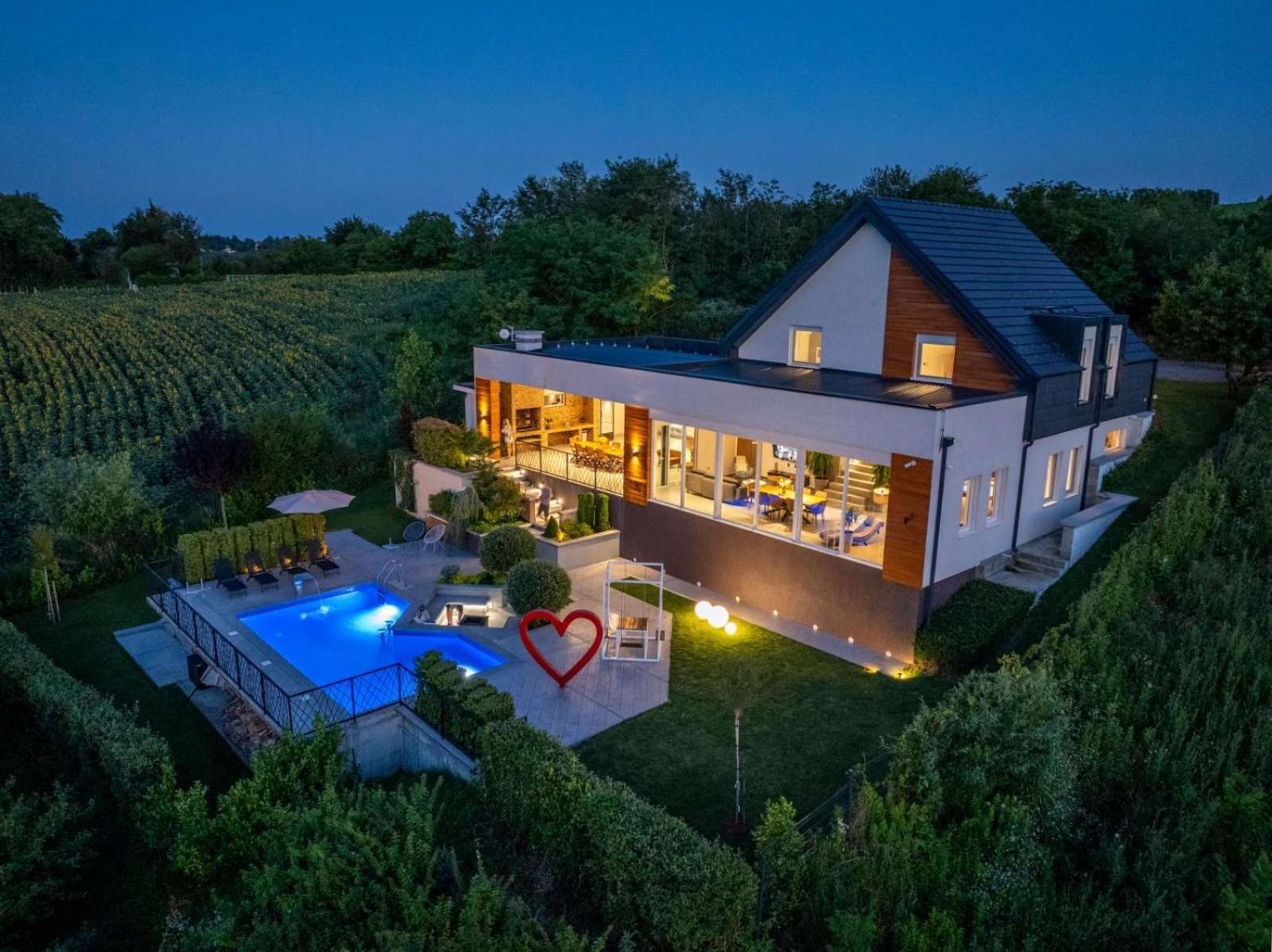 Riverside Pool Villa-Sremski Karlovci Eksteriør bilde